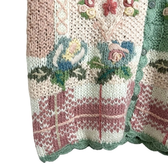 Vintage 80's Classic Elements Hand Knitted Floral Cottagecore Cardigan Like New! - Picture 5 of 12